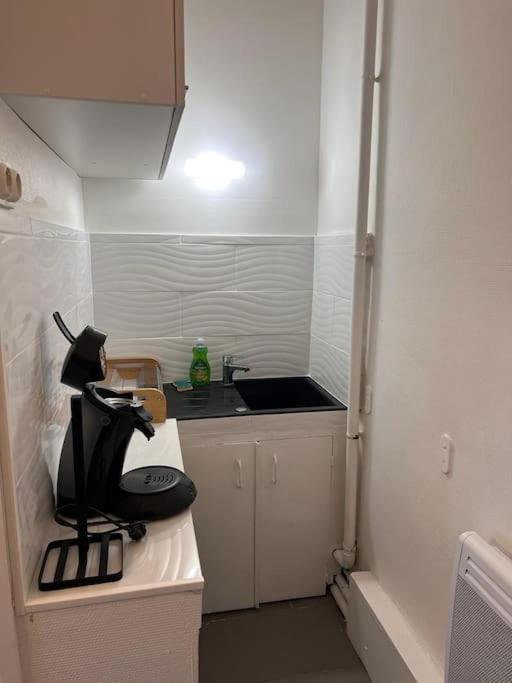 מונטראו-פו-יונה Appartement Idealement Situe מראה חיצוני תמונה
